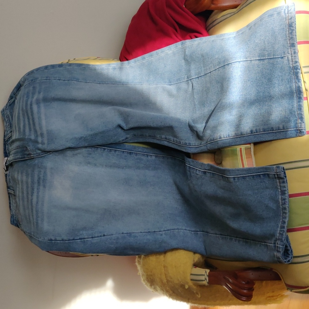 Classic Blue Wide-Leg Women Jeans - Picture 16 of 16